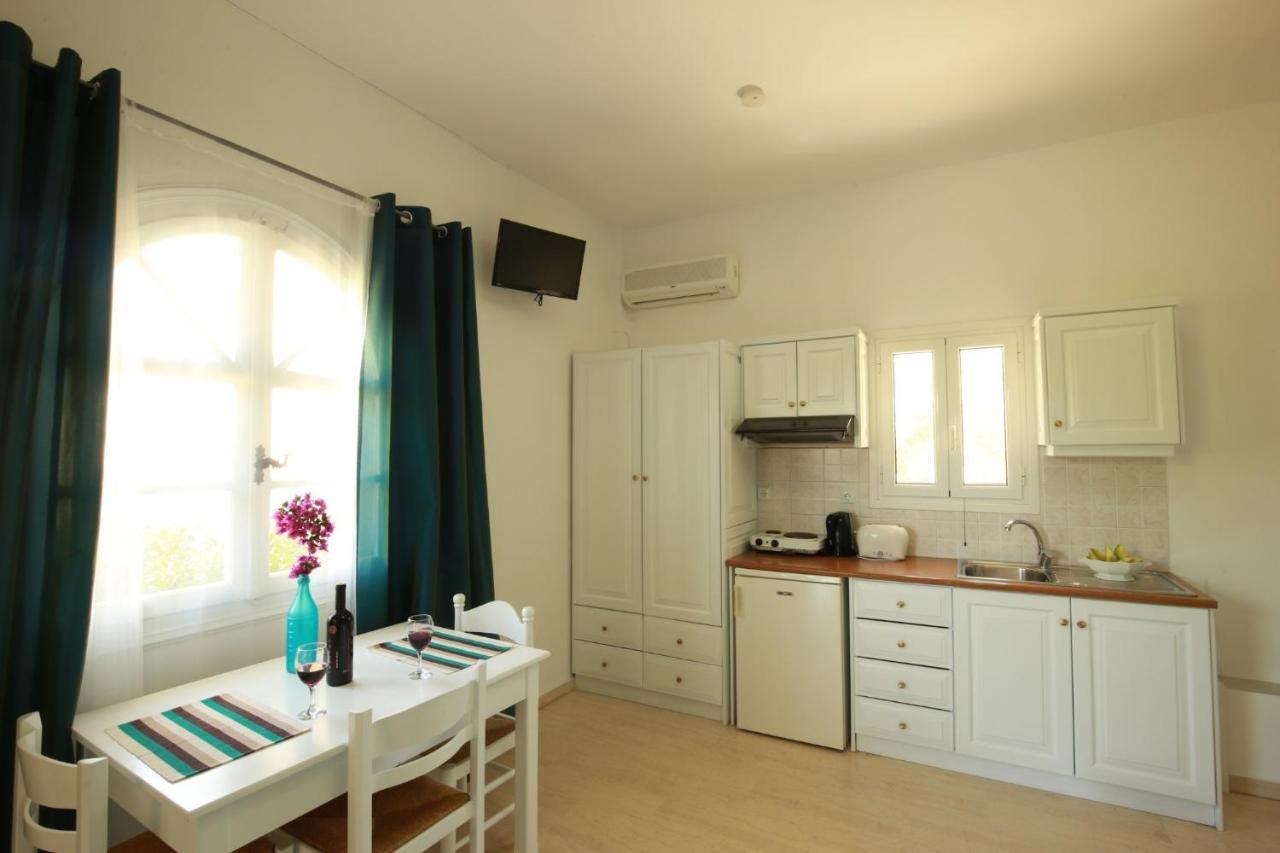 Athina Apartments สตูปา ภายนอก รูปภาพ