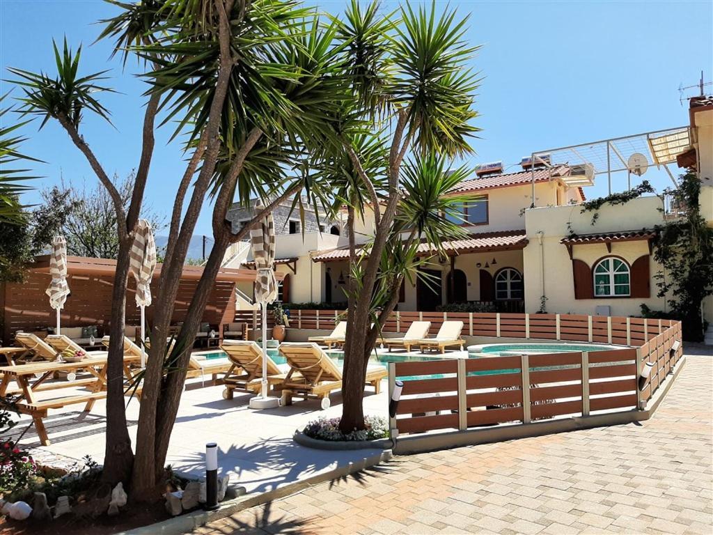 Athina Apartments สตูปา ภายนอก รูปภาพ