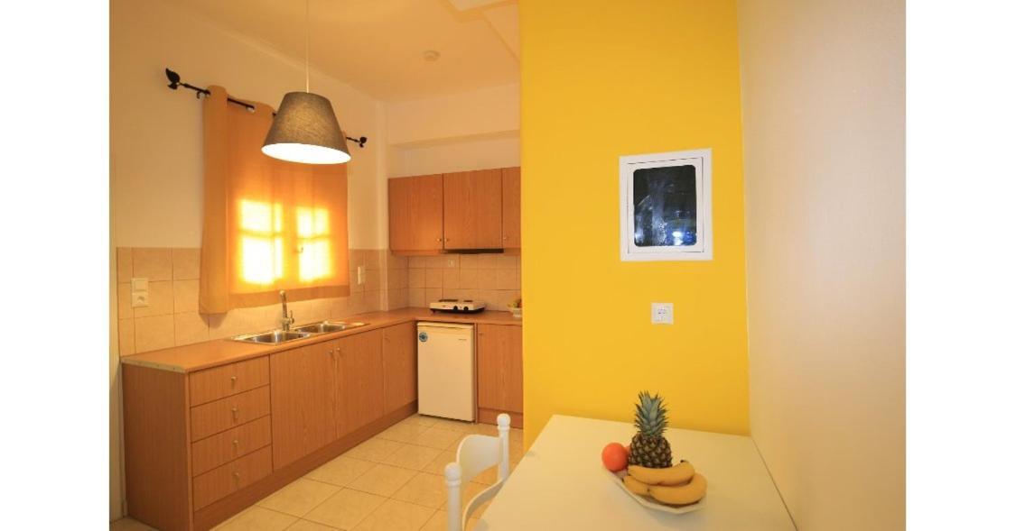 Athina Apartments สตูปา ภายนอก รูปภาพ