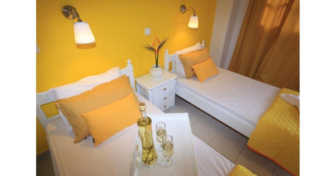 Athina Apartments สตูปา ภายนอก รูปภาพ