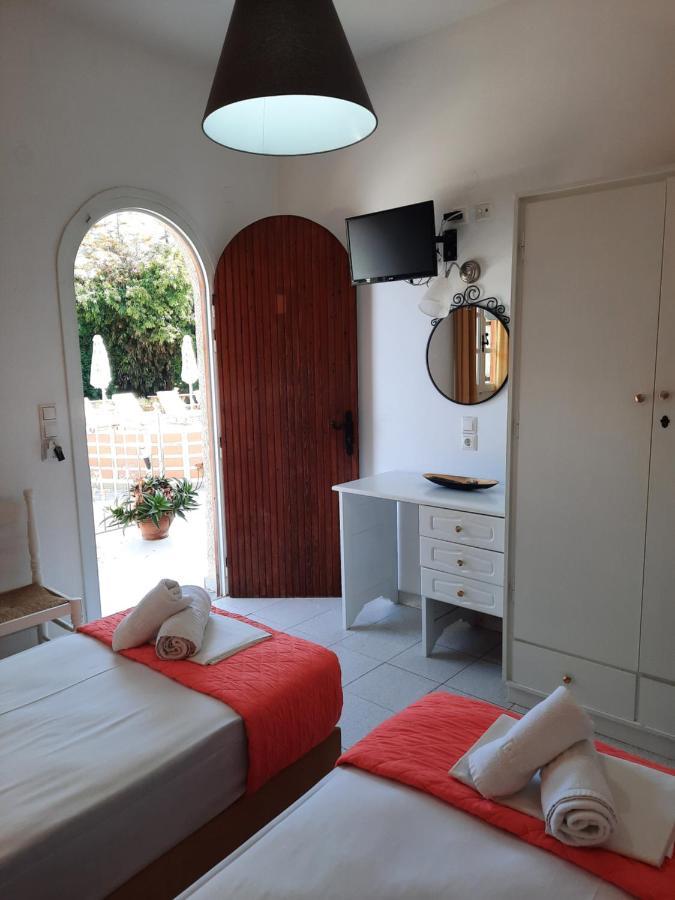 Athina Apartments สตูปา ภายนอก รูปภาพ
